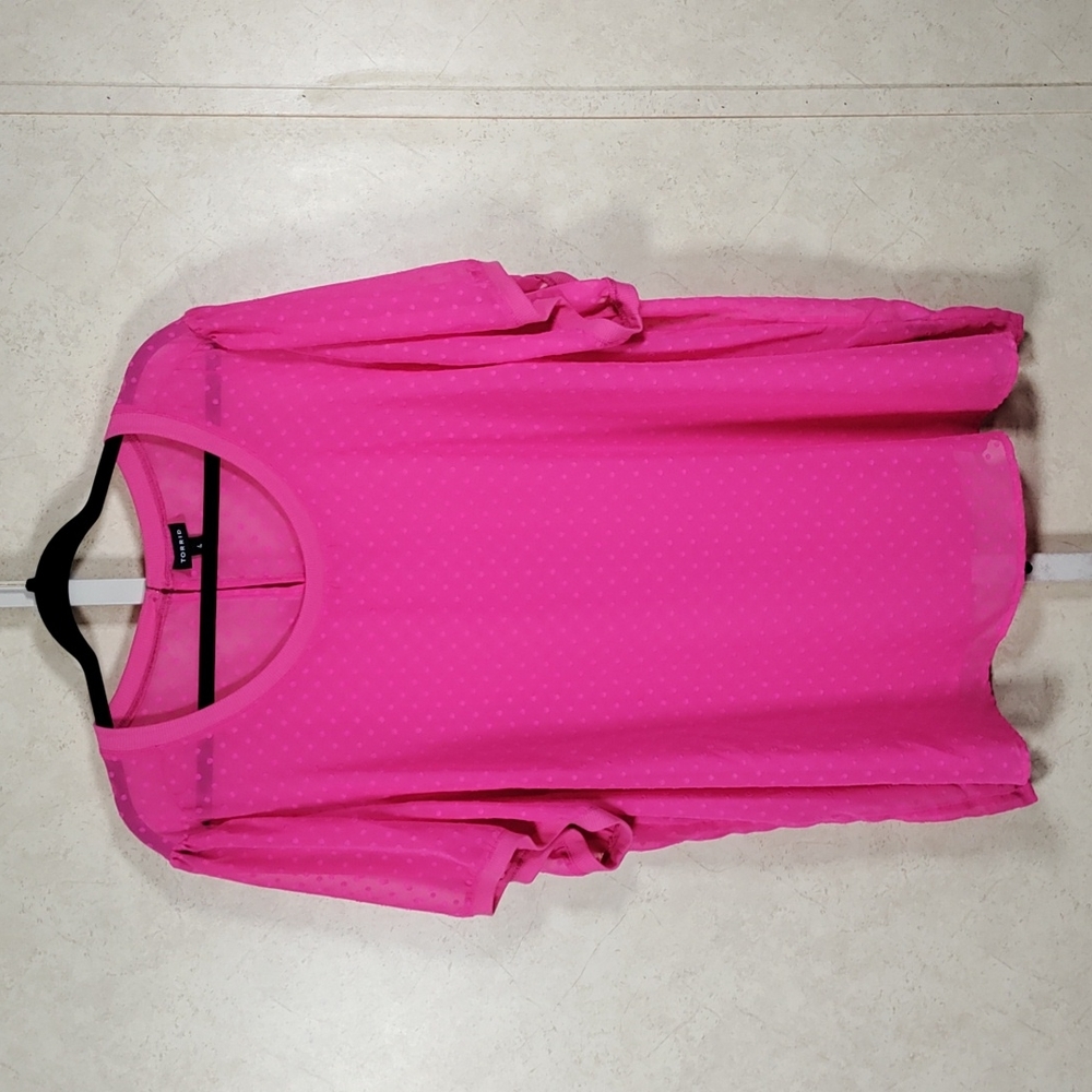 8130 Torrid hot pink sheer dotted Swiss short sleeve blouse 4 4X